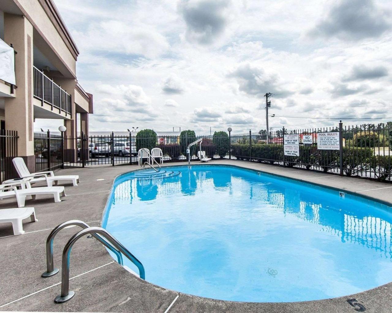 Econo Lodge Lenoir City Extérieur photo